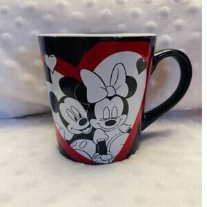 Mickey & Minnie Hearts of Love 18oz Coffee Mug- NEW